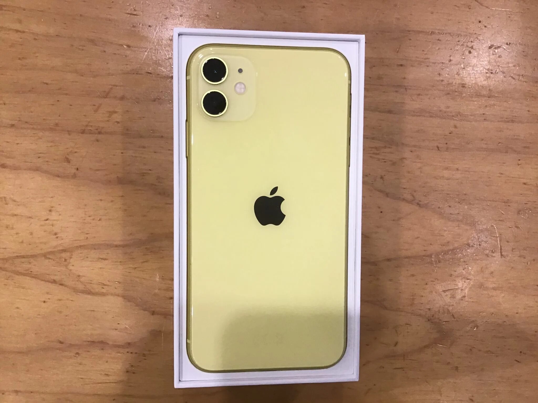 Iphone 12 pro цены 128gb. Iphone 11 128gb. Apple iphone 11 64 ГБ желтый. Смартфон Apple iphone 11 128gb Yellow. Айфон 11 жёлтый 128 ГБ.