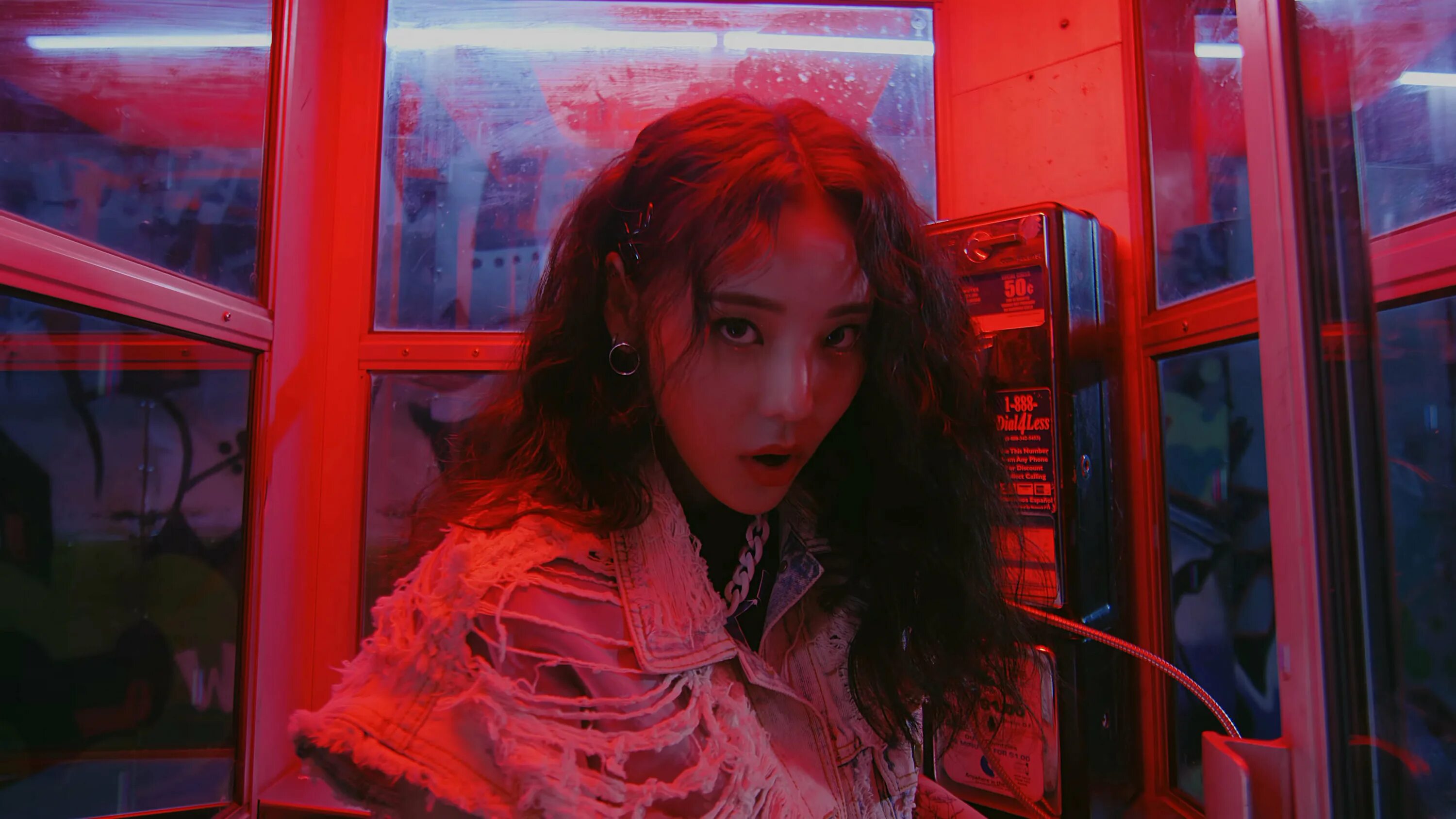 Why not loona. Lets pump it up loona. loona why not. loona why not mv. loona ив рыжие волосы эра why.