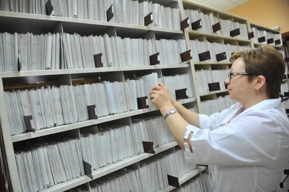 Градостроительный техникум ижевск. Узкопрофильный врач. Н косыгина общежитие. Стеллажи для картотеки регистратуры. Архив кп.