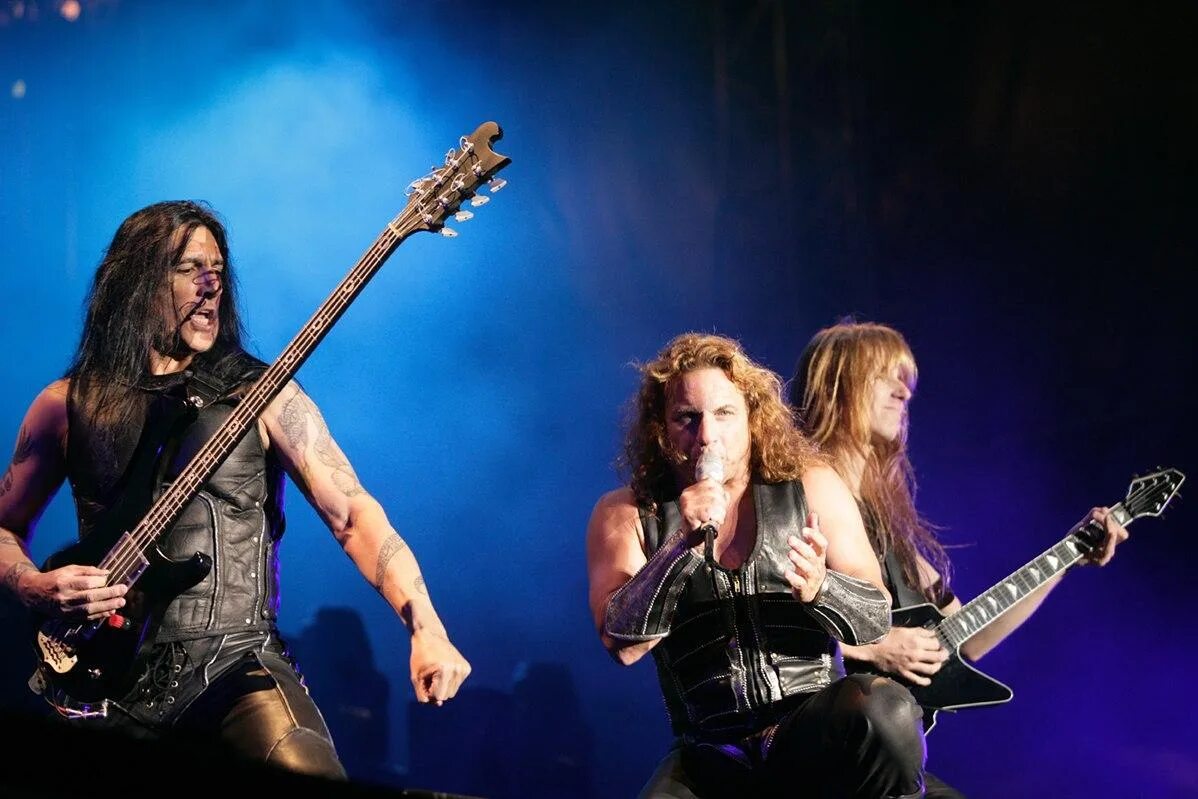 Рок исполнители список. Группа manowar. хард рок группа мановар. manowar фото группы. концерт группы мановар.