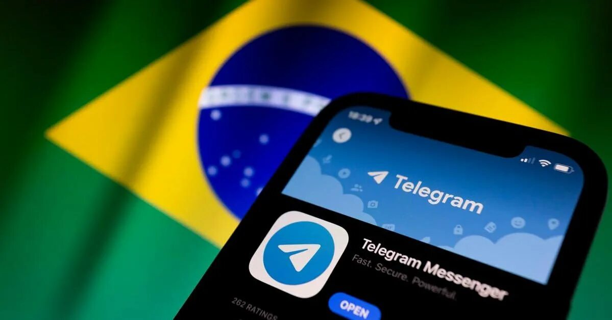 Запрет телеграмма 2025. Киберпреступность телеграм. бразилия тг. запрет мессенджеров. фон для мессенджера телеграм желтый.