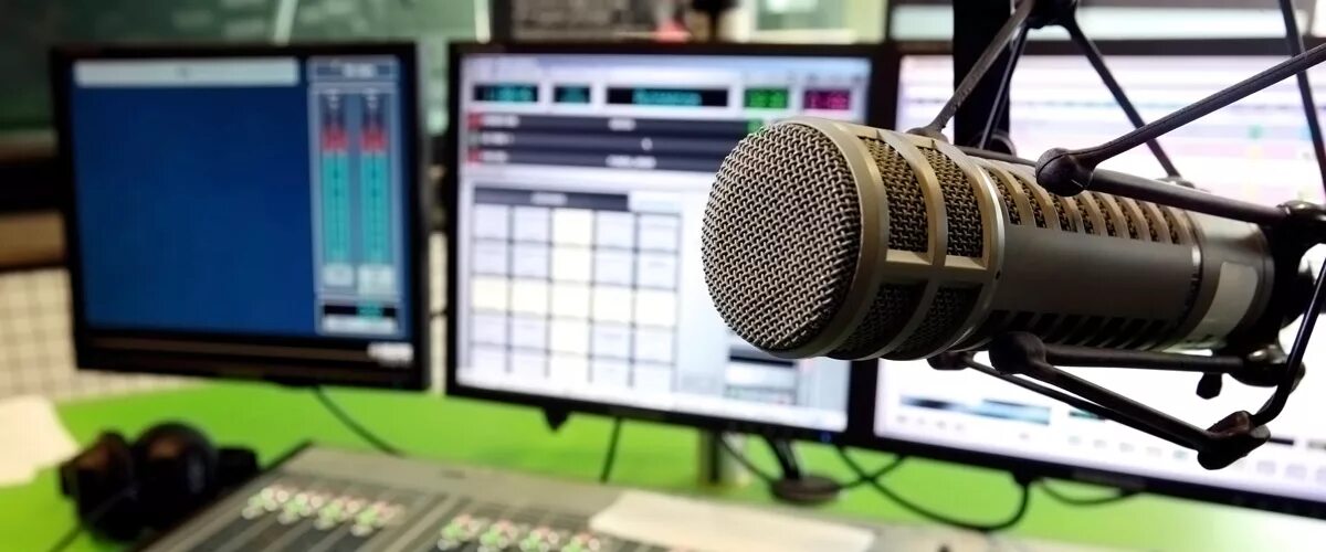 Audio broadcast. Цифровое радио. открытое радио 2х2. broadcasting. tv broadcasting.