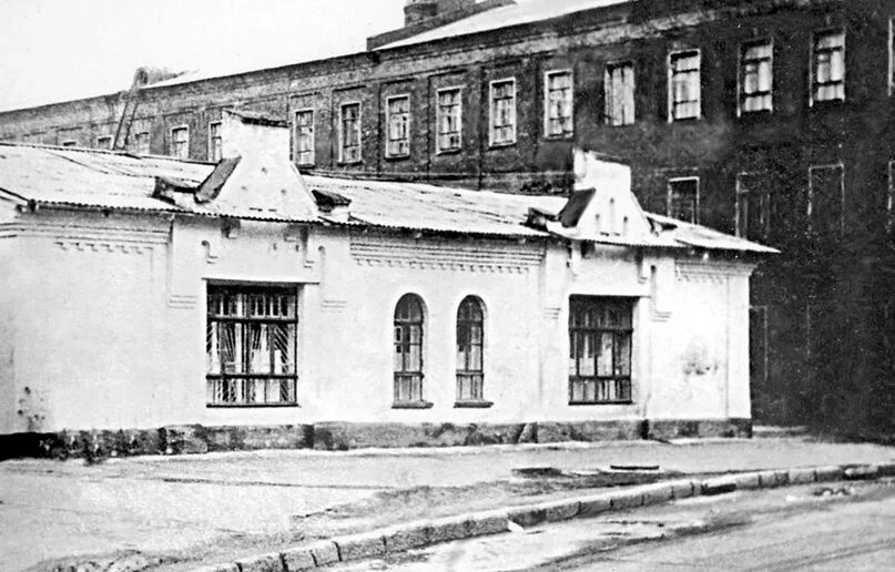 ул. Ленина, 123 Орехово-Зуево административно-офисное здание, историческое зда