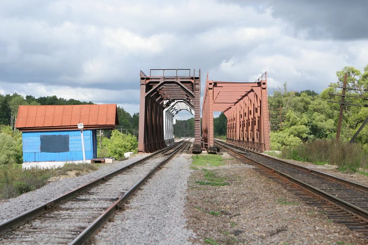 Р через ж. Река унжа жд мост. Сараи рязанская область. Река айюва. Жд станция путятино.