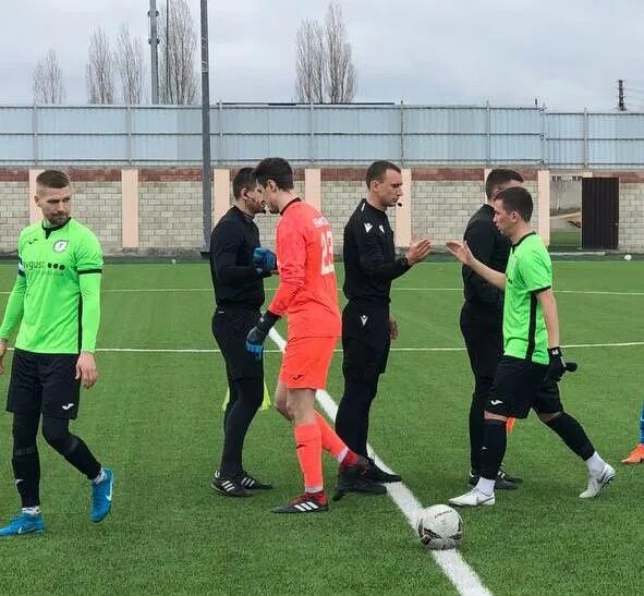 Фк химик вурнары. Футбольный клуб. Фк химик вурнары. Фк химик-август вурнары. Михаил смирнов факел 2023.