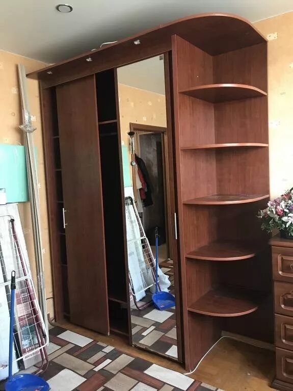 Авито объявления шкафы. Двухстворчатые шкафы даром. отдам даром шкаф. шкаф купе даром. шкаф купе мебель даром.