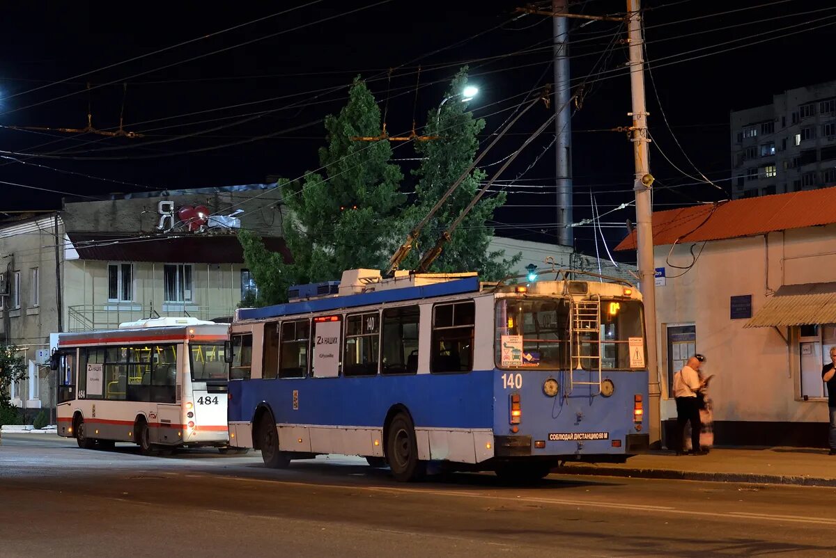 Движения троллейбуса 13. Троллейбусное депо 2 Краснодар. ЗИУ 682гп. ЗИУ 682 Краснодар. Троллейбус ЗИУ Краснодар.