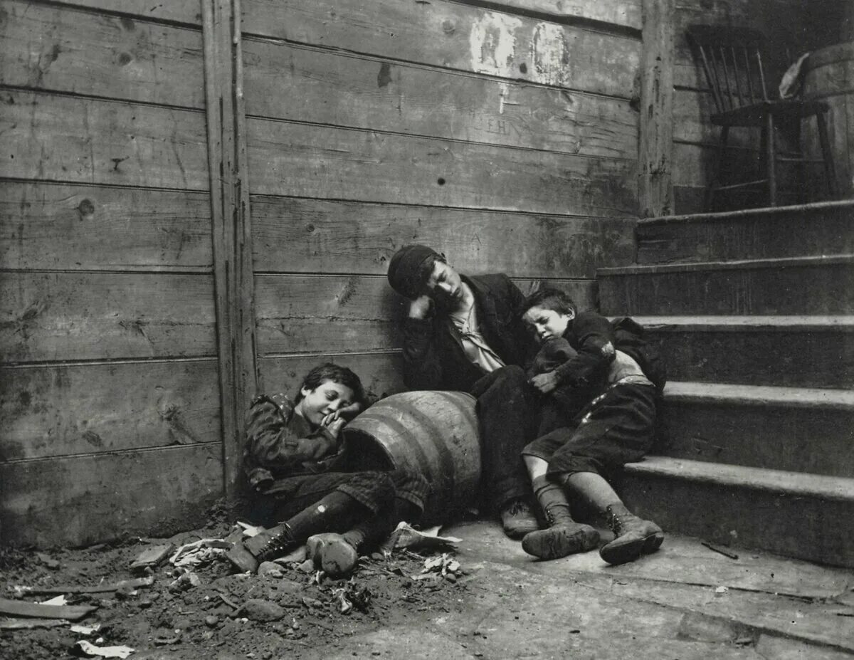 Военный голод. Jacob Riis. Беспризорники 19 века. Джейкоб Риис 19 века в Чувашии Нью-Йорк. Дети беспризорники 19 века.