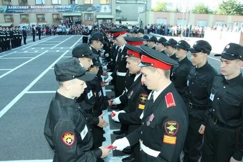 Училище полиции