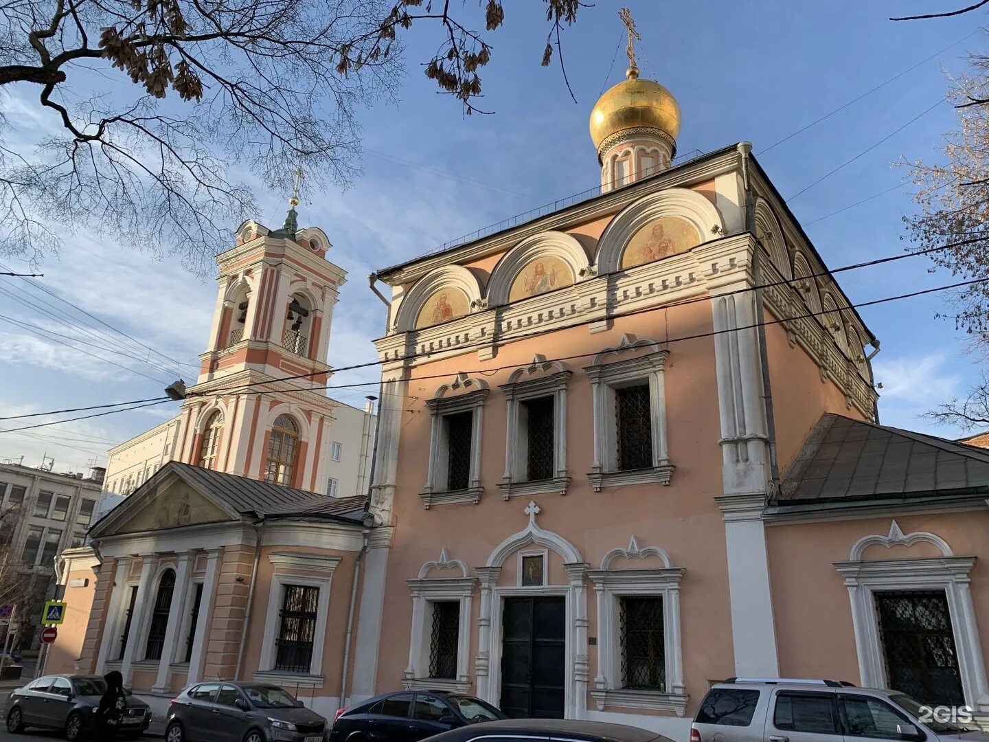 Воскресения словущего на успенском вражке москва. Брюсов переулок храм Воскресения Словущего. Церковь Вознесения Словущего Брюсов переулок. Церковь Воскресения Словущего на Успенском Вражке Москва. Брюсов переулок 15/2 храм.