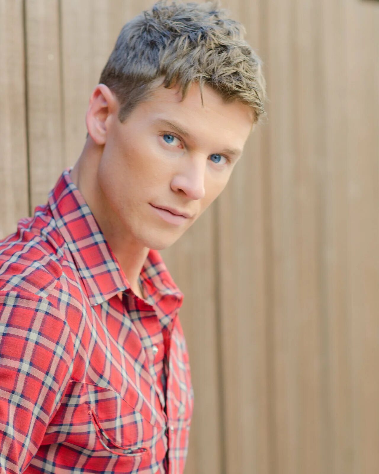 Чад майкл коллинз call of duty. Chad uat актер. Чед коллинз. Chad zuber актер. Чед коллинз.