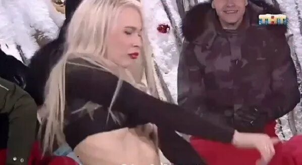 Яна Шевцова Танцует Голая