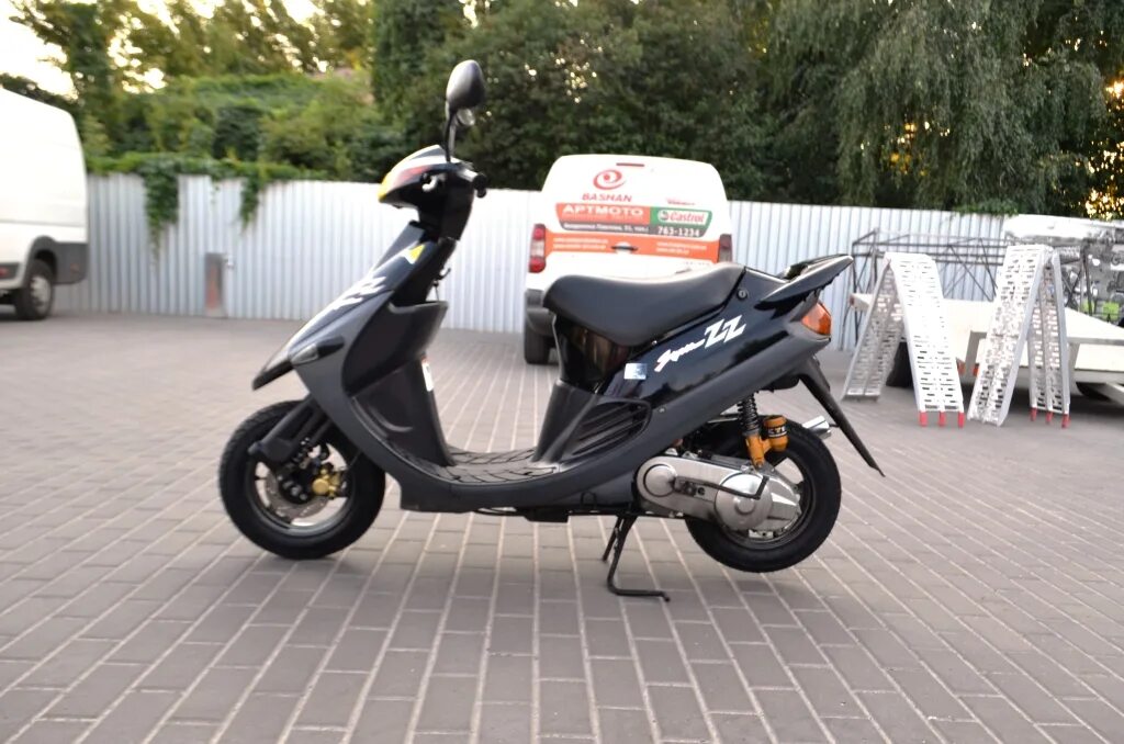 Yamaha jog z2. Мопед yamaha jog z2. Yamaha jog zz. Yamaha jog z2. Мопед yamaha jog z2.