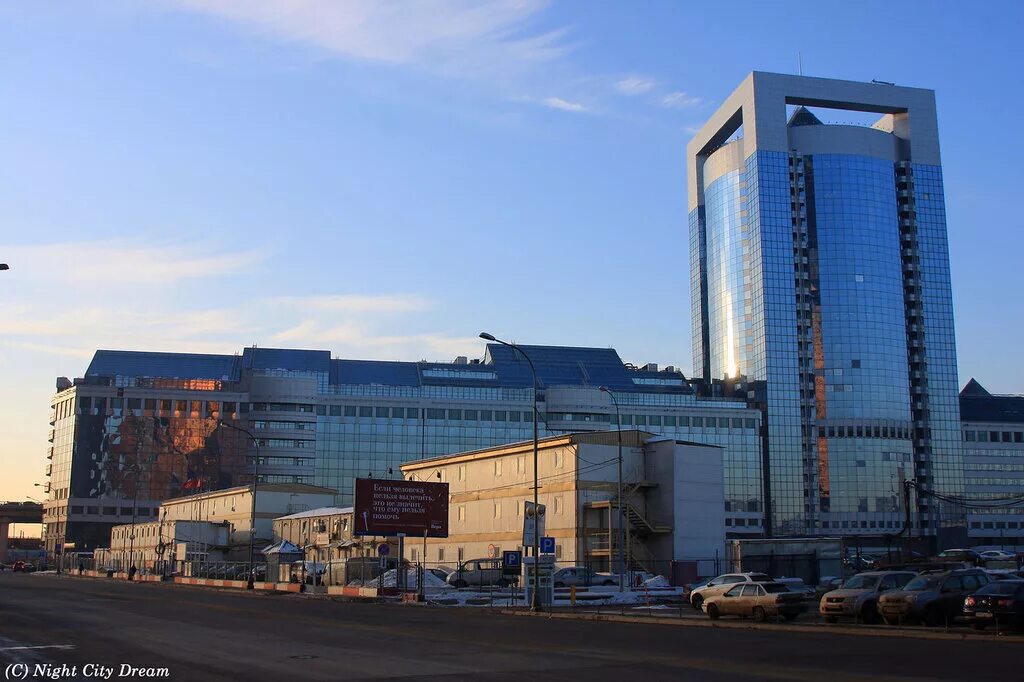 Храмов северная башня. Башня с куполом. Храмов северная башня. Звездный попаданец виталий храмов. Светопрозрачный купол.