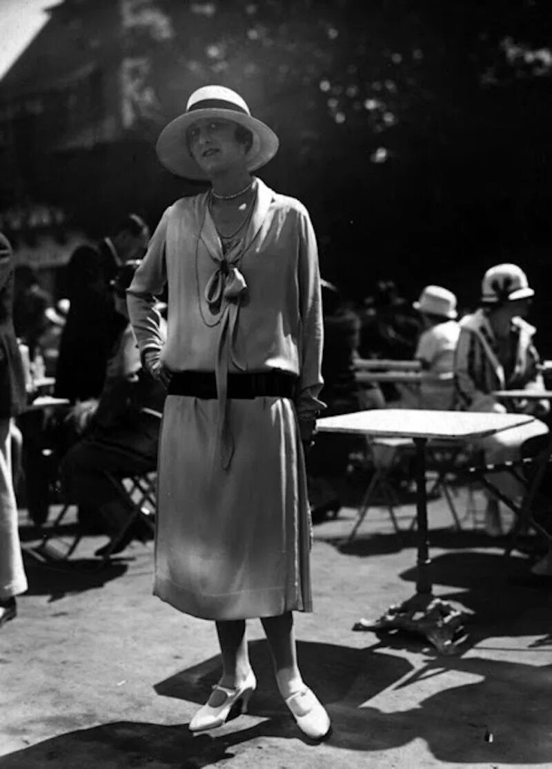 Мода 20х. Колин Мур мода 20х. Коко Шанель 1920е. 20е годы 20 века Америка одежда женская. Мода в СССР В 20-Е годы.