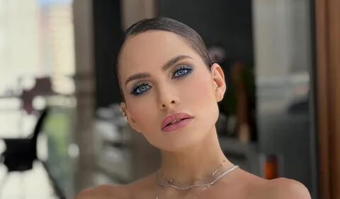 Орыстың сұлу қызы жігітпен жыныстық қатынасқа түседі