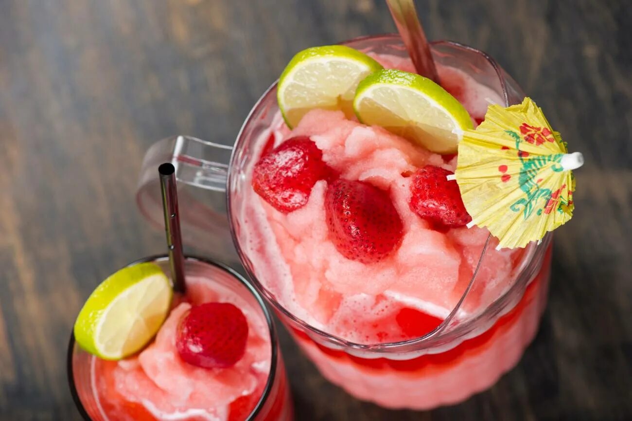 Amf напиток. приготовление безалкогольных коктейлей. сиропы для коктейлей безалкогольные. процедить коктейль. приготовление безалкогольных коктейлей.