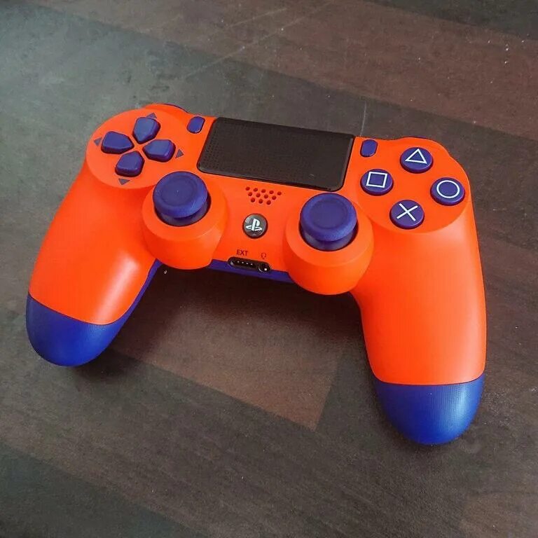 Ps4 Dualshock. Геймпад ps4 Dualshock. PLAYSTATION 4 геймпад Dualshock 4. Ps4 Dualshock 4 v2. Джойстик горит красным