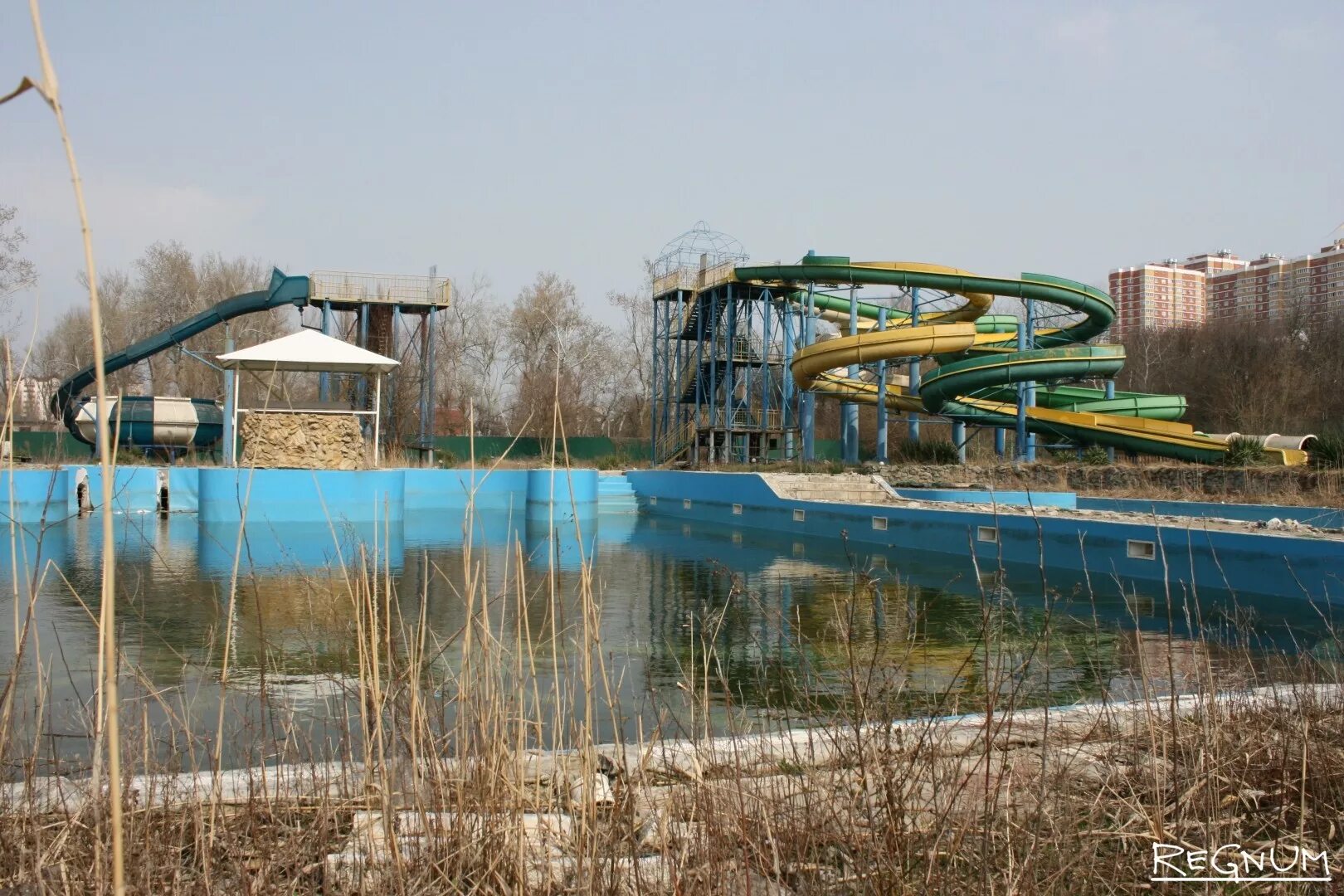 Закрытый аквапарк в краснодаре. Аквапарк краков. Закрытый аквапарк в краснодаре. Аквапарк на гидрострое в краснодаре. Sandcastle великобритания аквапарк.