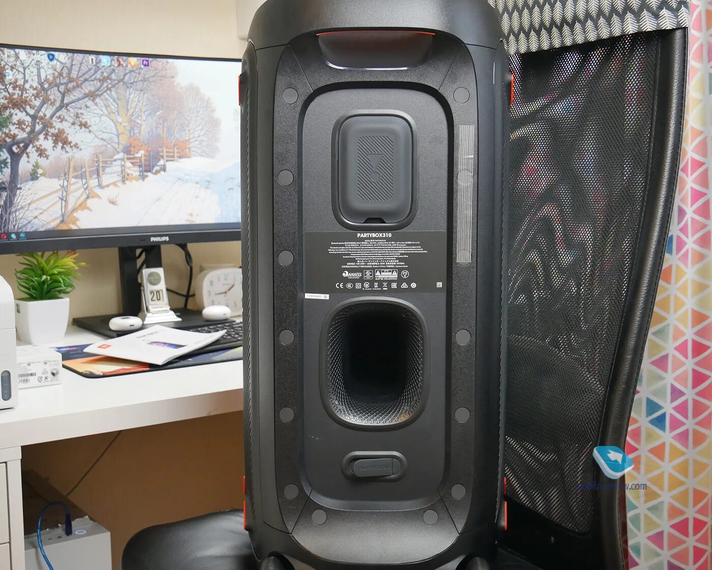 Jbl partybox 310 оригинал. Колонка partybox 310. jbl пати бокс 310. аудиосистема jbl partybox 310. jbl partybox 310 240 вт.