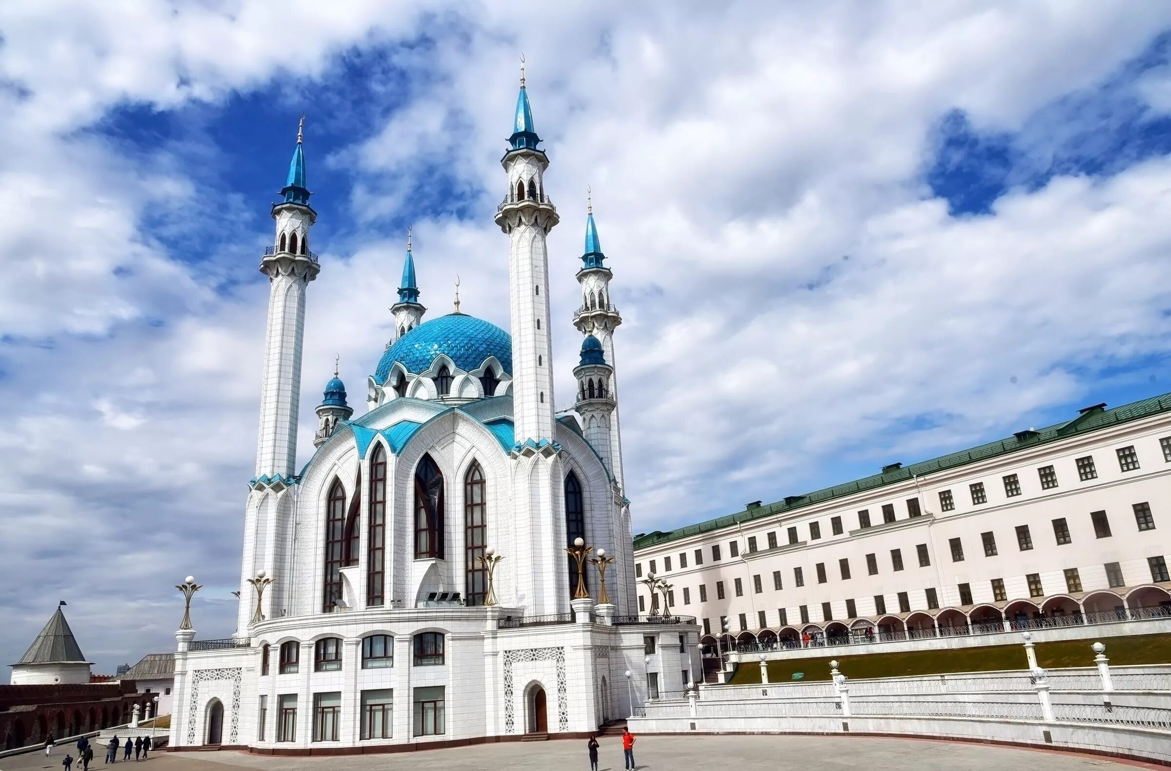 Казань мечеть кул шари. Казань архитектура кул шарифа. Кул-шариф татарстан. Пятничную мечеть татарстана кул шариф. Казанский кремль юнеско кул шариф.