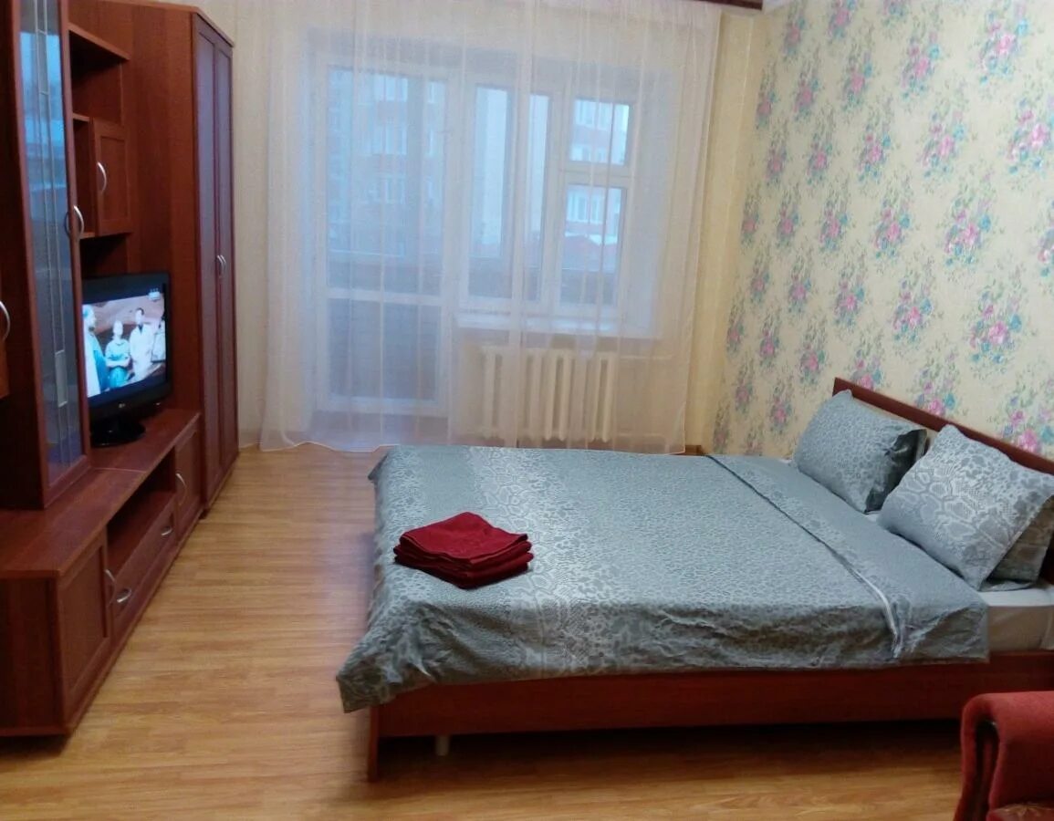 Радищева 27 тюмень. Квартиры посуточно в тюмени. Квартира сниму тюменской. Квартира сниму тюменской. Снять квартиру в тюмени посуточно в тюменской слободе.