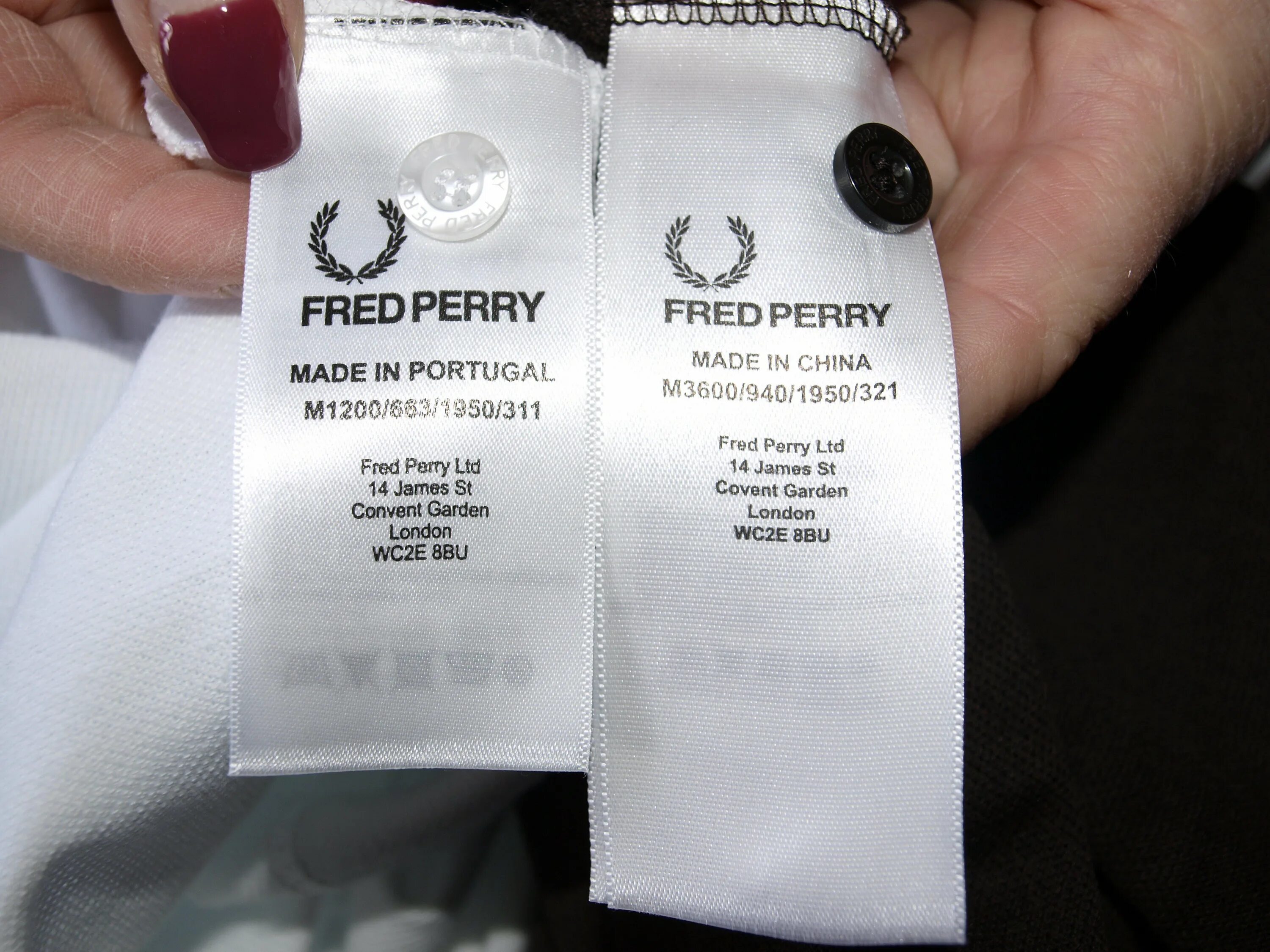 Оригинальные бирки Fred Perry. Fred Perry поло бирка оригинал. Оригинальные бирки Fred Perry на поло. Олимпийки Fred Perry оригинальные бирки.