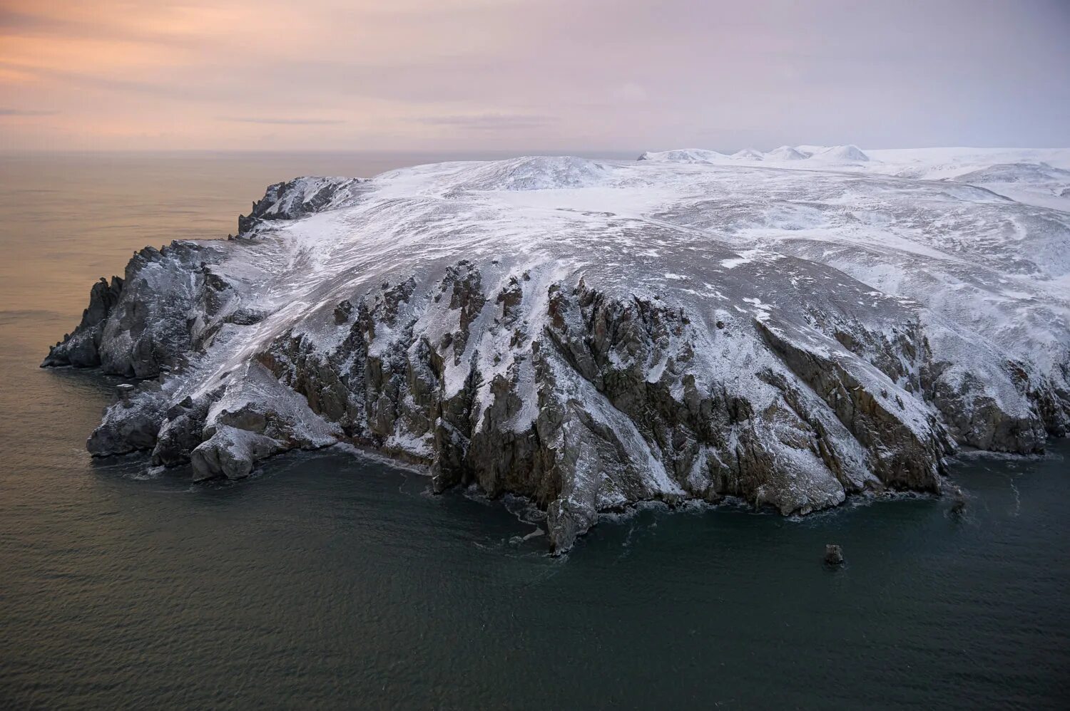 Остров врангеля самый. Остров врангеля ландшафт. Остров врангеля самый. Остров врангеля заповедник. Остров врангеля заповедник.