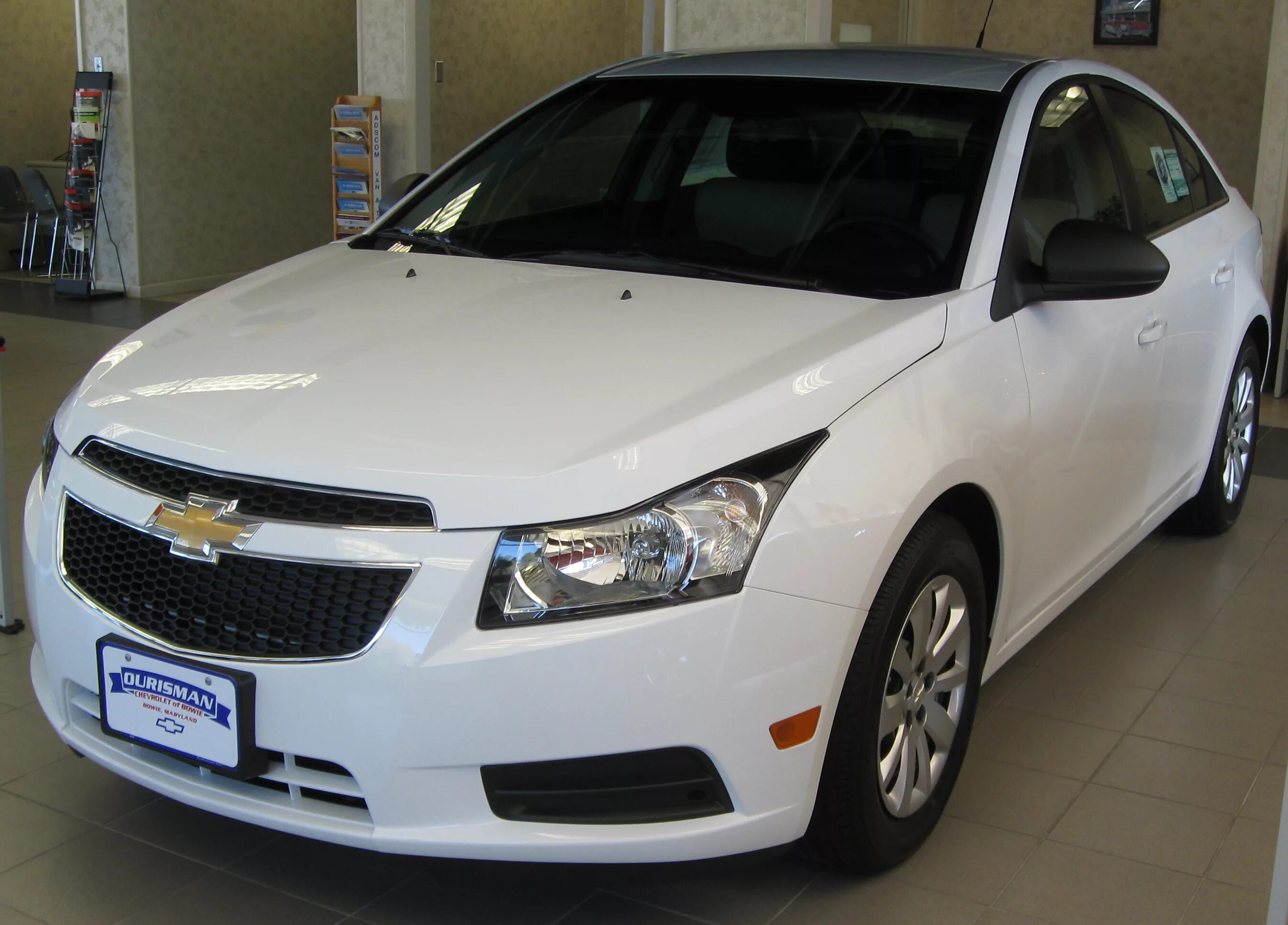 Купить шевроле чебоксары. Chevrolet Cruze 2010 SS. Chevrolet Cruze 2009. Шевроле Круз лс 2011. Шевроле Круз 1.8.