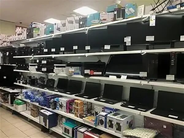 Энтузиастов днс чебоксары. Компьютерный магазин чебоксары. Тц перекресток чебоксары. Киберникс чебоксары. Компьютерный магазин чебоксары.