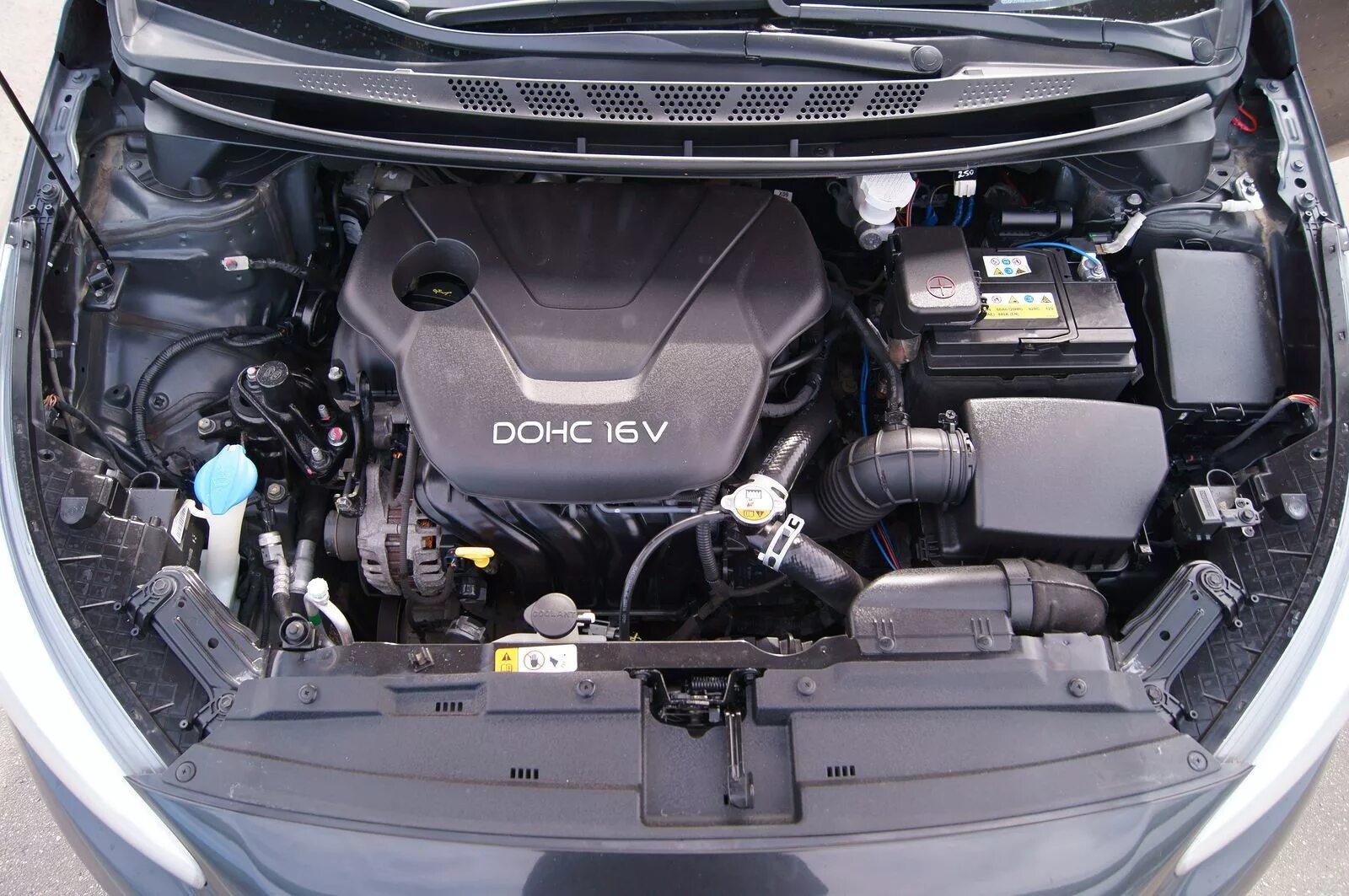 Kia ceed какой двигатель. Kia Ceed двигатель. Двигатель кия СИД 1.6. Kia Ceed 129 л.с мотор. Киа СИД 2015 год 1,6 автомат двигатель.