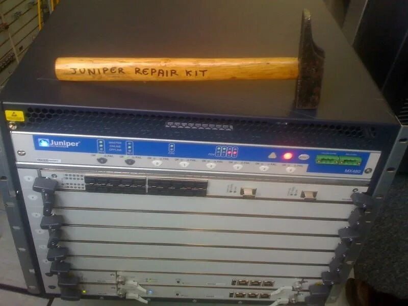 Juniper mx480. Juniper FLTR-Kit-mx480-s. Mx480 Juniper нумерация портов. Juniper mx480-servprem3-DC.