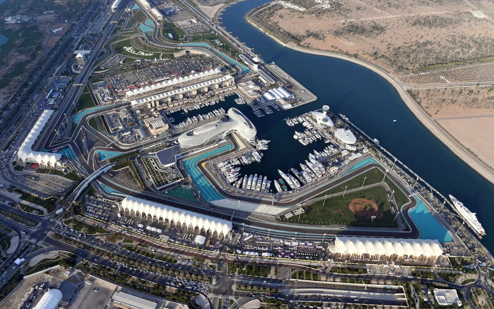 Абу Даби трасса yas Marina. Объ яс