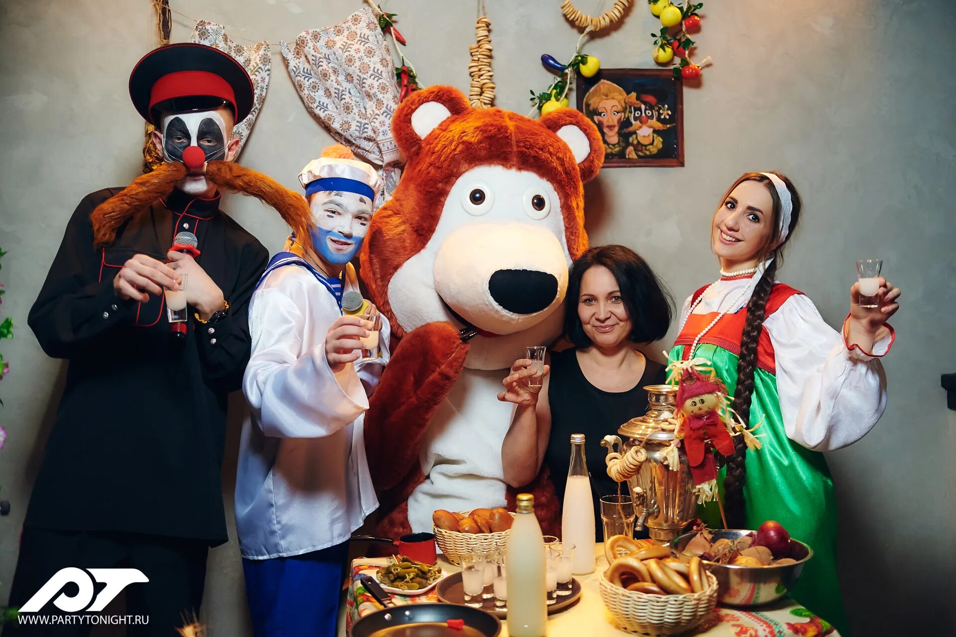 Каламбур центр. Каламбур 1995. Каламбур деревня дураков. Деревня дураков каламбу. Каламбур деревня дураков.