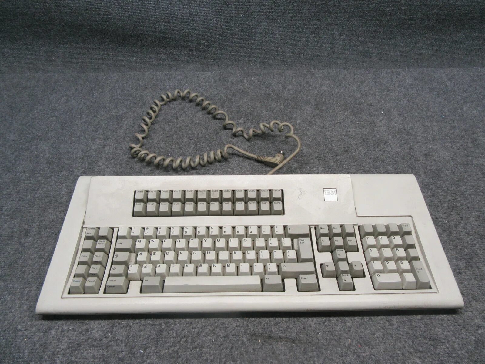 Клавиатура ibm. IBM model m 122. IBM model m 1986. Клавиатура IBM model m. Клавиатура IBM model m 1389969.