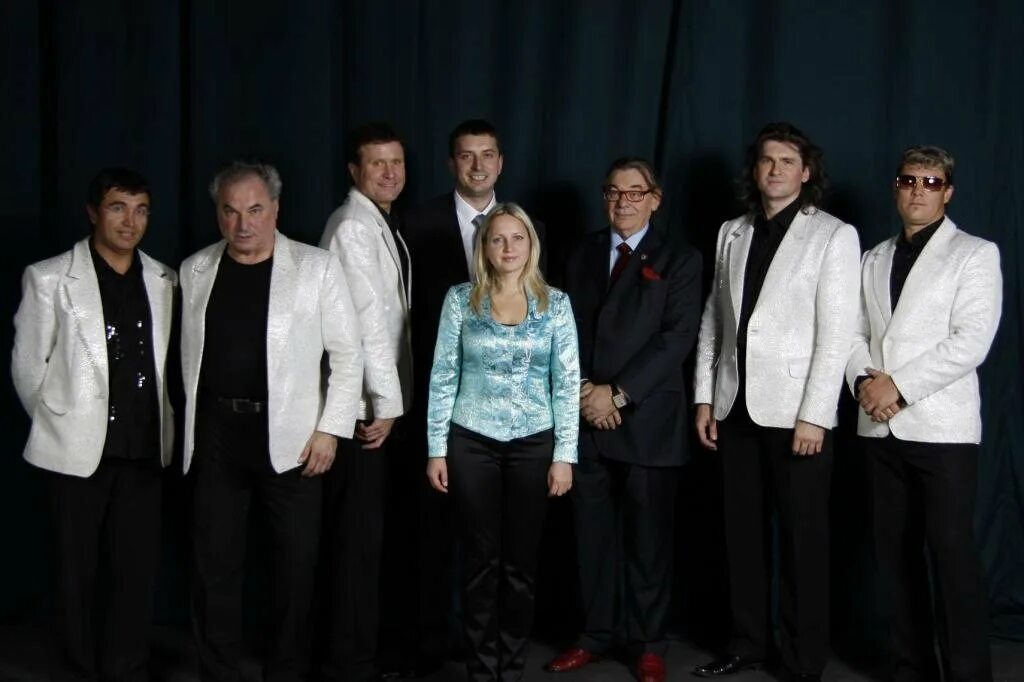 Песни в исполнении виа синяя птица. Группа синяя птица 2022. Вокально инструментальный ансамбль синяя птица. Синяя птица - 1977 - мамина пластинка. Виниловые пластинки виа синяя птица.