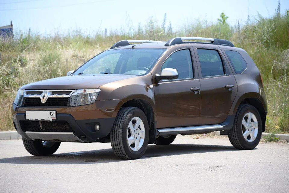 Renault Duster 2015. Duster 2010. Рено Дастер 2010. Рено Дастер 2015.