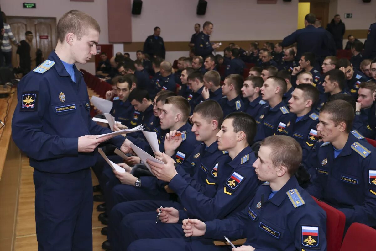 Вунц ввс вва. Курсанты ВУНЦ ВВС ВВА Воронеж. Воронеж Академия Жуковского и Гагарина. Академия ВУНЦ ВВС ВВА. ВВС Воронеж Академия Жуковского.