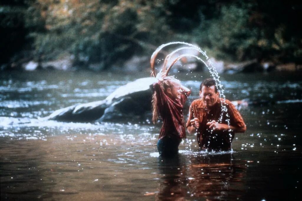 Digging to china. Эван вуд 1997. Подкоп в китай 1997. Подкоп в китай фильм. Подкоп в китай 1997.