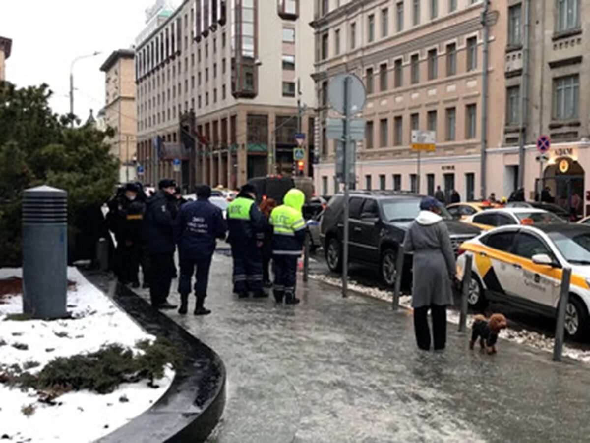 Стрельба в москве перед концертом пикника. Стрельба в Москве 2021. Стрельба в центре Москвы. Перестрелка в центре Москвы. Стрельбом в Москве.