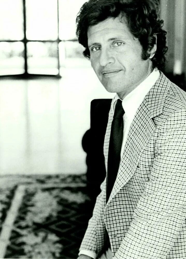 Joe dassin. Джо дассен. джозеф айра дассен. французский певец жо да ссен. joe джо дассен.