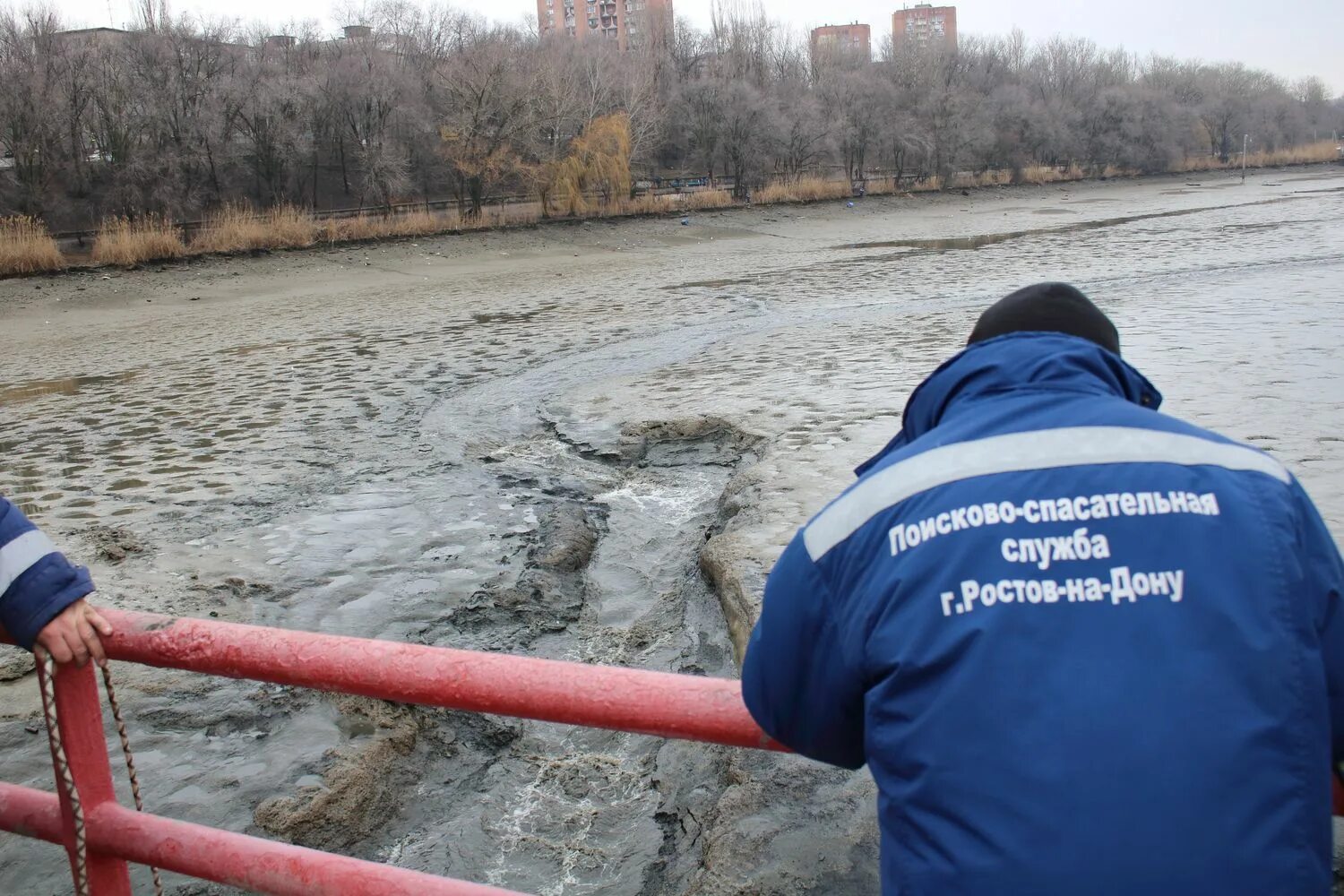 Северное водохранилище Ростов на Дону. Дамба в Ростове на Дону. Дамба на Северном Ростов-на-Дону. На Северном водохранилище в Ростове прорвало дамбу. Ростов на дону без воды