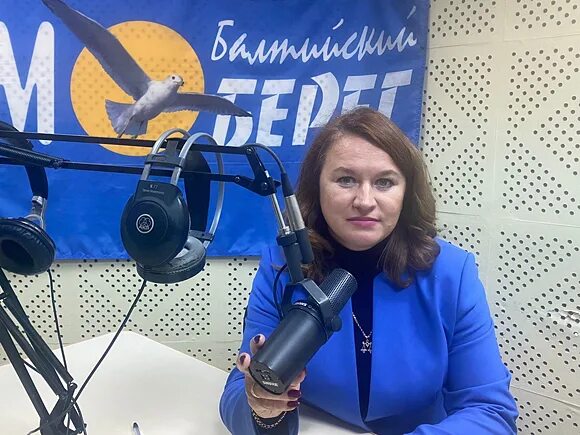 Торговая марка балтийский берег. Балтийский берег радио сосновый бор. Радио балтийский берег. Пляж липово. Балтийский берег радио сосновый.