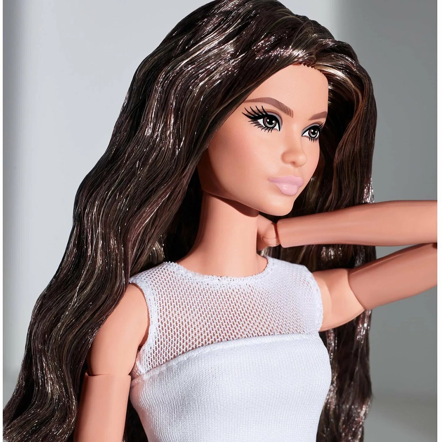 Doll look. Куклы барби лукс 6. Кукла barbie dyx63 коллекционная городской блеск. Кукла barbie looks блондинка gxb28. Барби лукс 2021 блондинка.