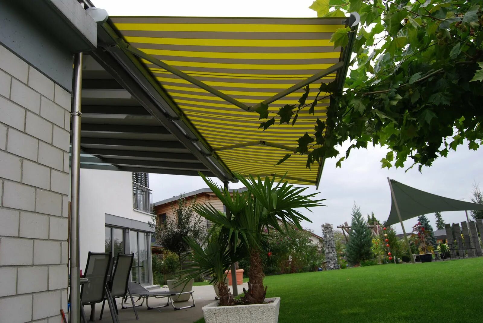 террасная маркиза перготенда. "маркиза дезес". локтевые маркизы. навес маркиза. маркиза lugano.