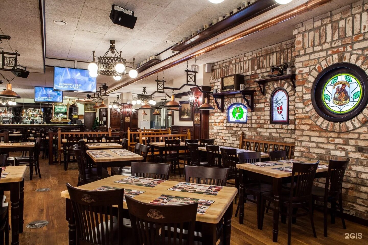 Maximilian's, restaurant, Новосибирск, улица Дуси Ковальчук, 1/1 - Yandex Maps