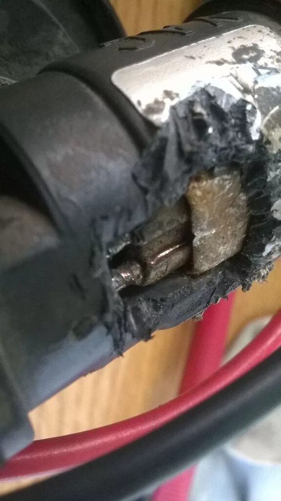 Караван ошибка. Ошибка 0403 додж караван 2.4. p1495 dodge caravan. ошибка p0403 dodge caravan. р0403.