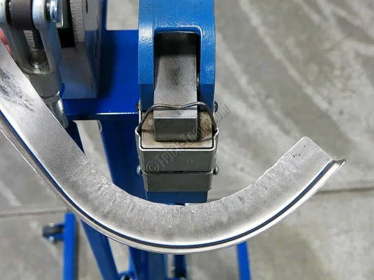 Ручная гибка металла. Ручной гибочный станок для листового металла fp-30-wh. Прижимная планка листогибочного станка. Радиус гиба трубки 6 мм трубогибом. Листогиб роликовый r-bend 20-14.