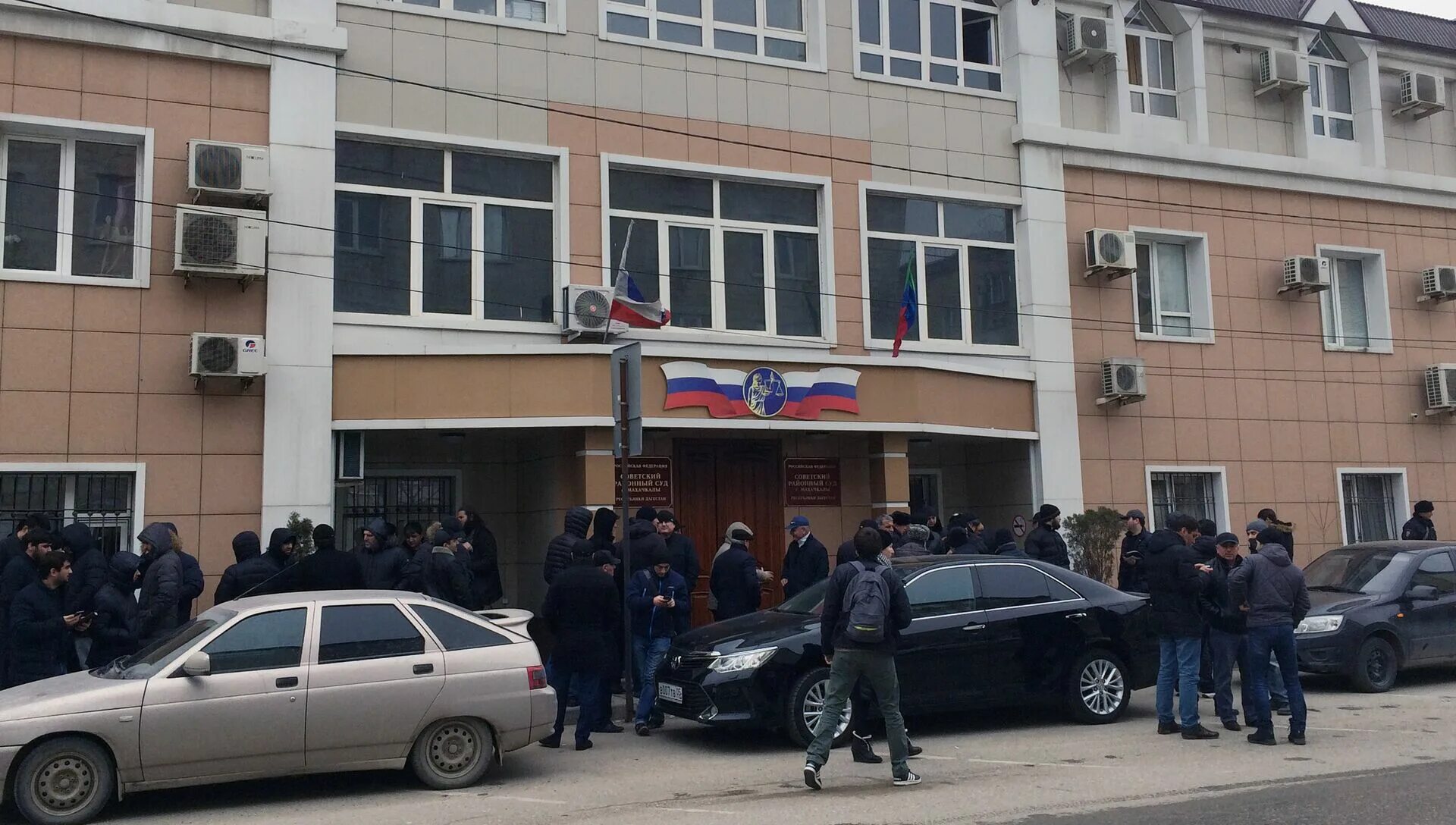 Ленинский район города махачкала. Советский районный суд г Махачкалы. Суд советского района махач. Судья советского района Махачкалы. Судьи советского районного суда города Махачкалы.