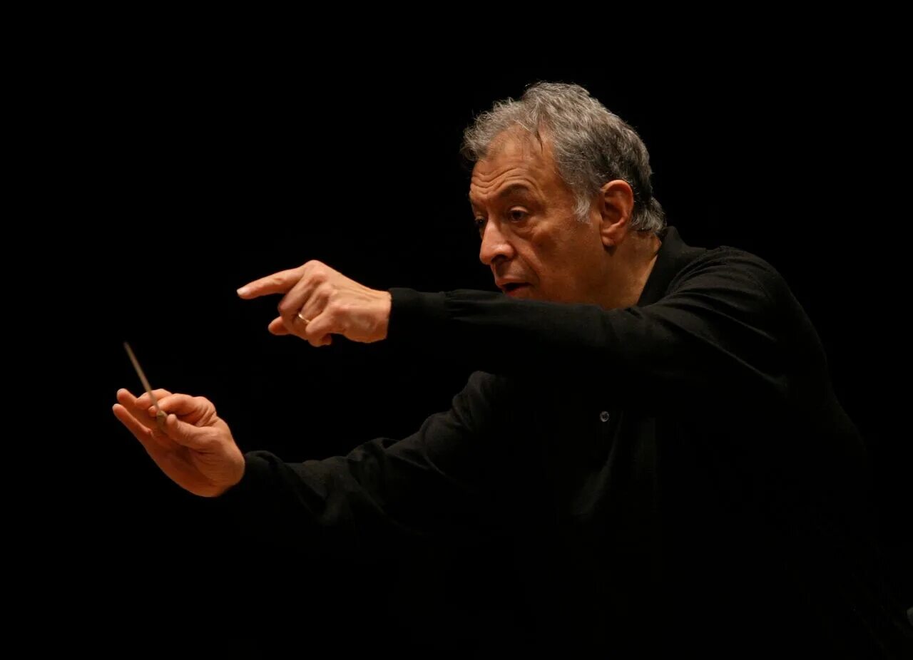 Дирижере дирижере зубин мета. Зубин мета индийский дирижёр. Zubin mehta. Дирижер зубин. Зубин мета в молодости.